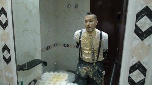dirty-in-suit-ripped-and-tie_4.jpg